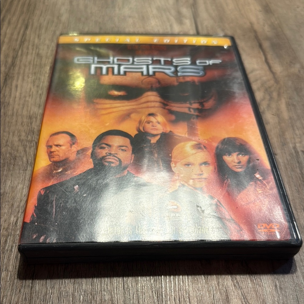 Ghosts of Mars Special Edition DVD almost new